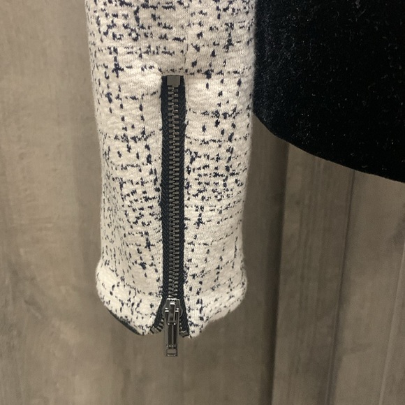 DKNY Donna Karen New York White With Black Stitching Blazer Jacket Women's XXS - Picture 9 of 14